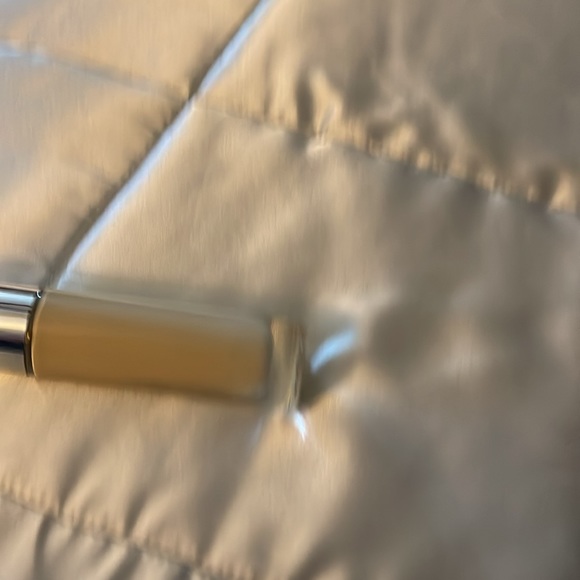 Becca, ultimate coverage 24 hour foundation In Shell(Color) - Picture 5 of 5